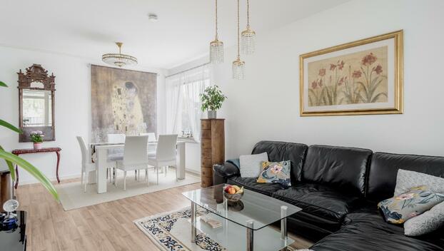 Rusthollarinkuja 4, Puotila, Helsinki