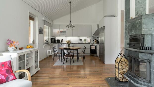 Maununnevankaari 1, Maununneva, Helsinki