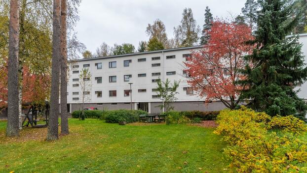 Vanamontie 4, Simonmetsä, Vantaa