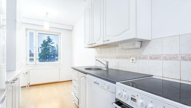 Kirjavantolpankatu 8, Kirjavatolppa, Hyvinkää