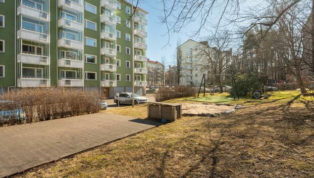 Huopalahdentie 14, Munkkiniemi, Helsinki