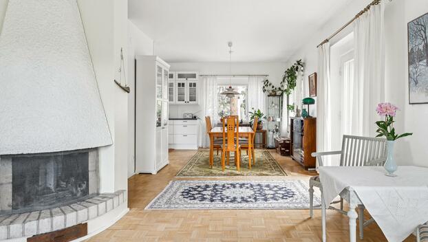 Dosentintie 2, Munkkiniemi, Helsinki