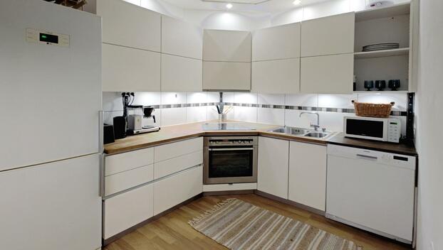 Kalliomäentie 6, Routio, Lohja