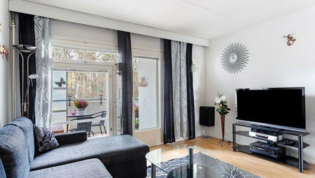 Kaarnatie 7, Malminkartano, Helsinki