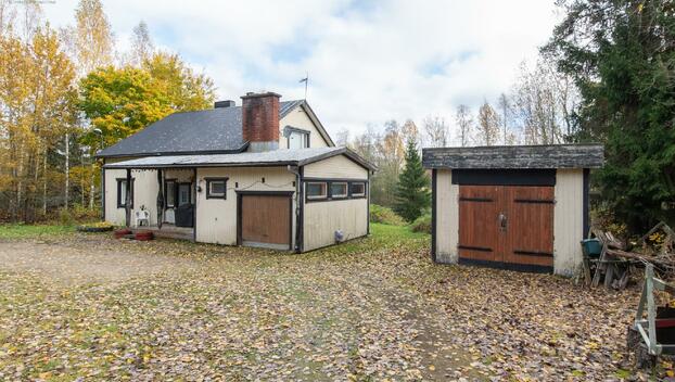 Hautatorpantie 91, Mieto, Kurikka