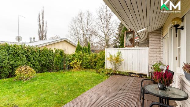 Osuuskunnantie 37, Länsi-Pakila, Helsinki