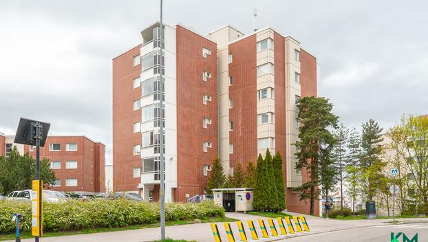 Armas Launiksen katu 8, Leppävaara, Espoo