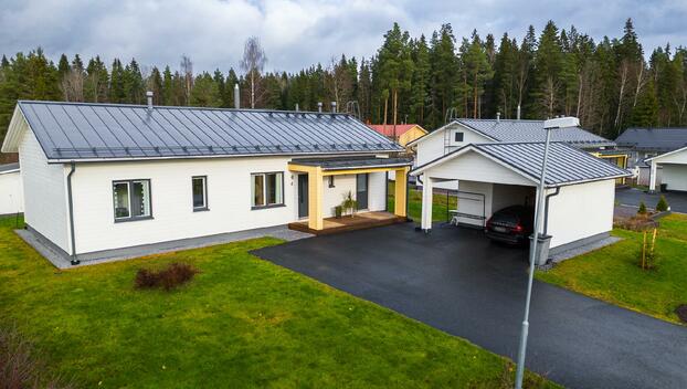 Näädänpolku 6, Kärjenniemi, Valkeakoski