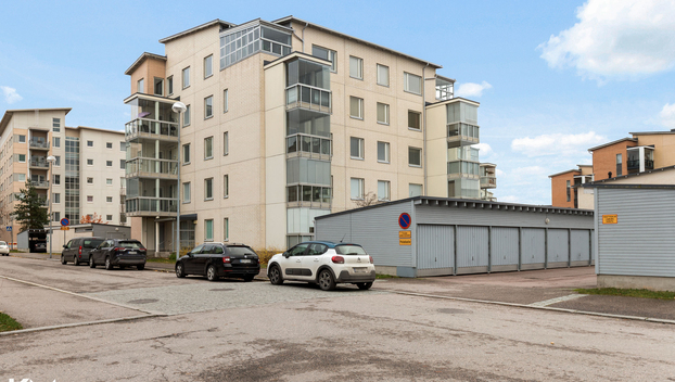 Hinaajakatu 6, Ankkuri, Lahti