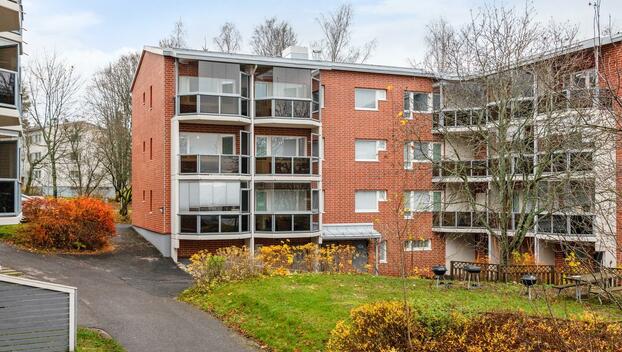 Anianpellontie 17, Ylä-Malmi, Helsinki