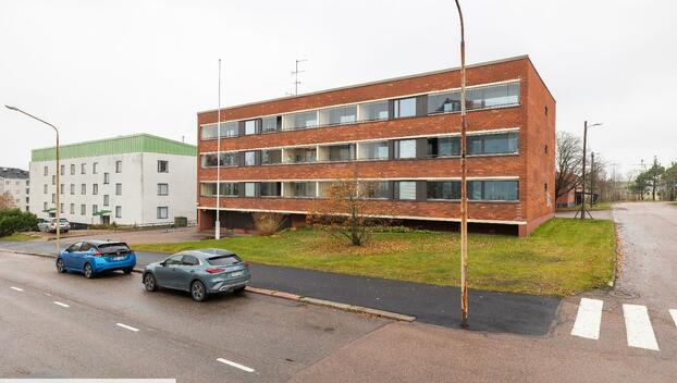 Ruununmaankatu 17, Hovinsaari, Kotka