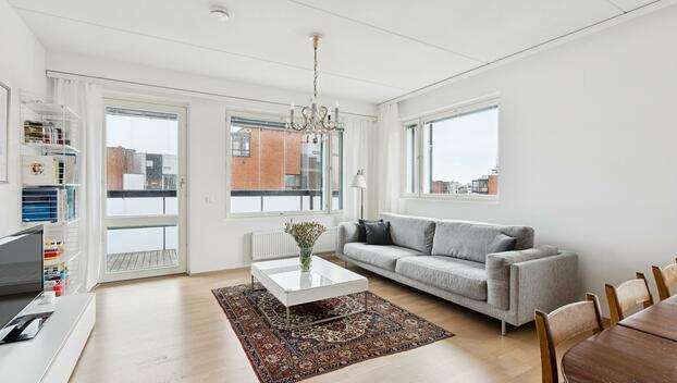 Nahkahousuntie 1, Lauttasaari, Helsinki