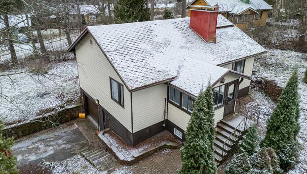 Kiviojantie 6, Laiska, Valkeakoski