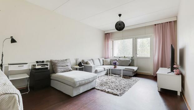 Mätästie 3, Suurmetsä, Helsinki