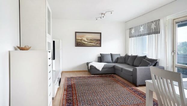 Tuulimyllyntie 8, Myllypuro, Helsinki