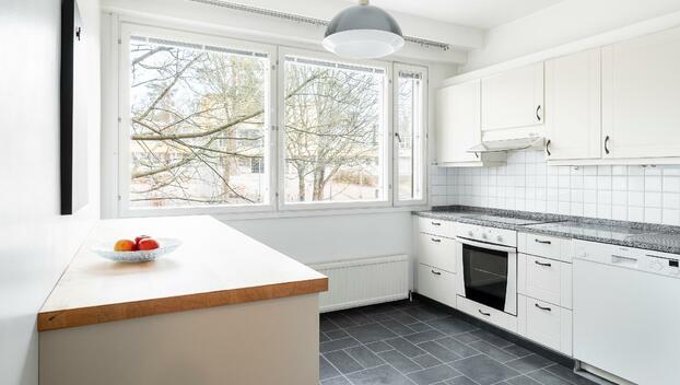 Kievarinraitti 4, Viherlaakso, Espoo