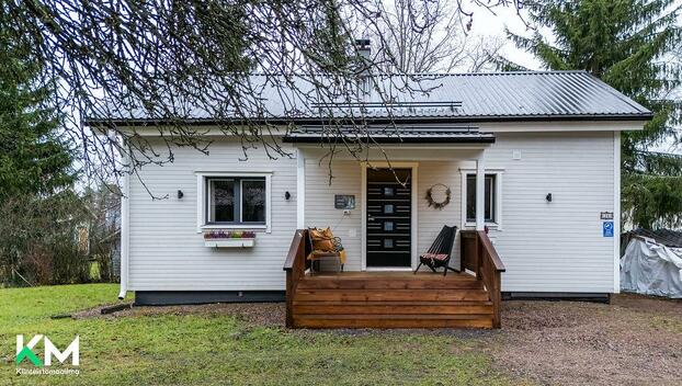 Mäntsäläntie 28, Laune, Lahti