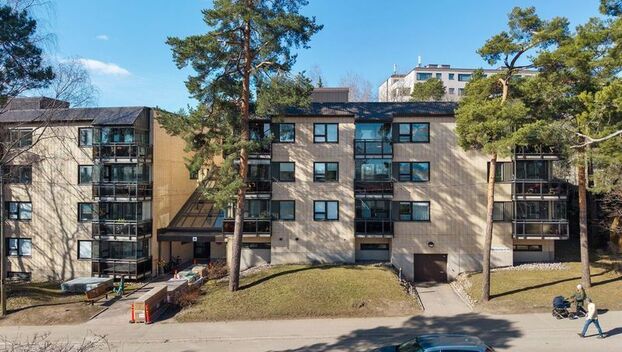 Kyläkirkontie 6-10, Pitäjänmäki, Helsinki