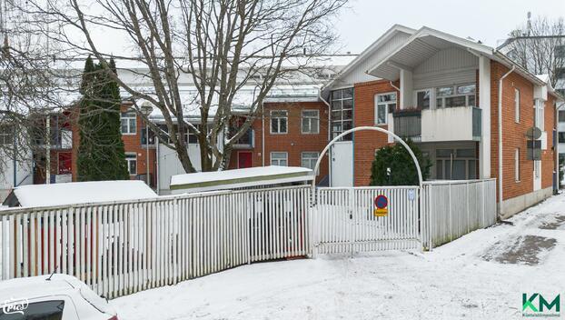 Polvikatu 2, Juhannuskylä, Tampere