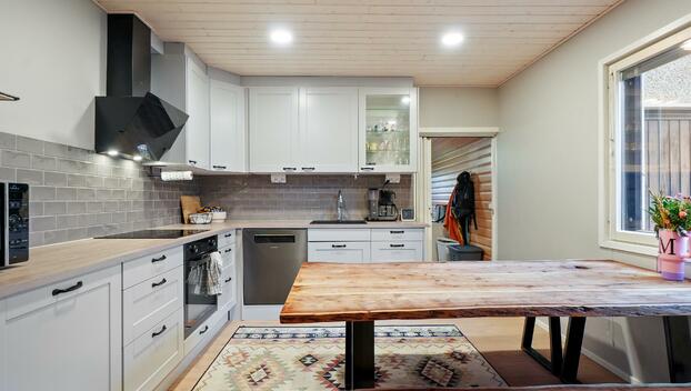 Sipusaarentie 56, Petsamo, Riihimäki