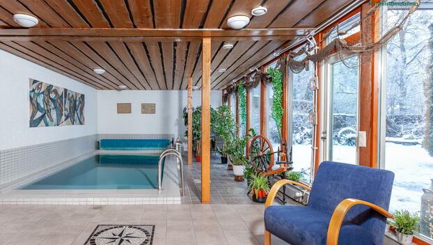 Mäntytie 1, Launonen, Loppi