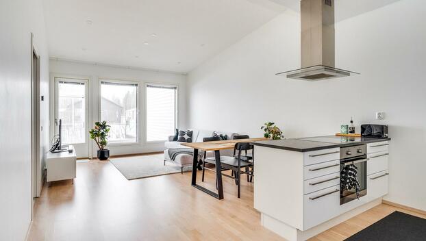 Heinurinkuja 2, Lintuhytti, Tampere