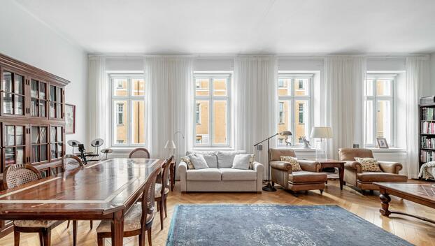 Vironkatu 11, Kruununhaka, Helsinki