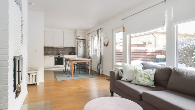 Läksyrinne 10, Puistola, Helsinki