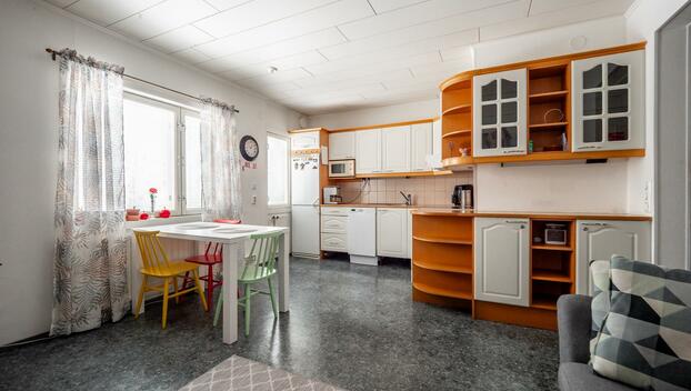 Hiirosentie 52, Karjasilta, Oulu