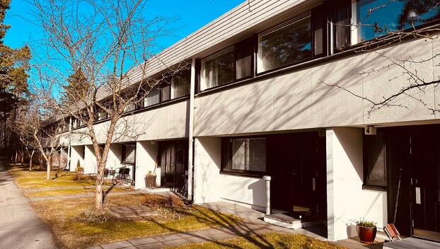 Porslahdentie 2, Vuosaari, Helsinki