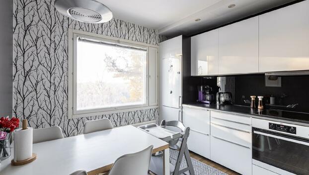 Karjalantie 5, Ulvajanniemi, Valkeakoski