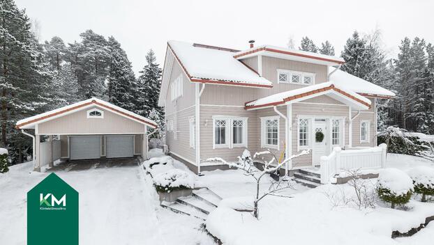 Mesipolku 6, Mäntykangas, Kotka