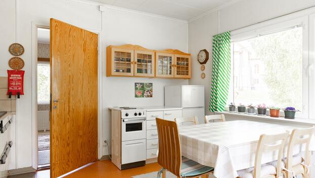 Hepoluhdantie 1, Luhanka, Luhanka