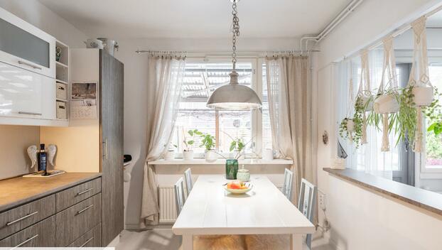 Peltomiehentie 4, Aittakorpi, Kotka