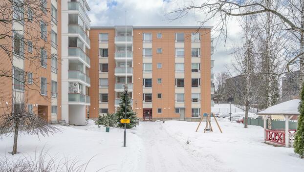 Madetojankuja 5, Pukinmäki, Helsinki