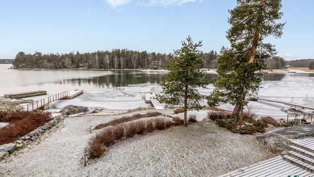 Matosaarentie 19, Jollas, Helsinki