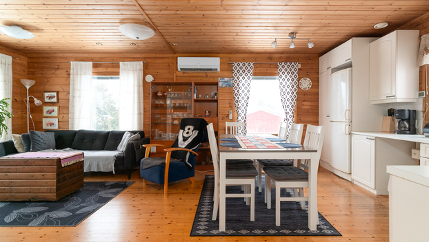 Rinnetie 28, Kuukkajärvi, Uurainen