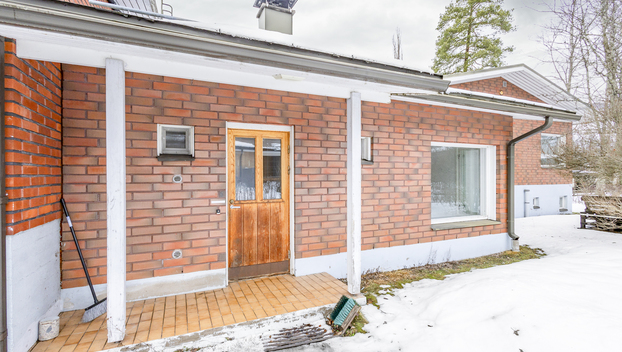 Nurmelankatu 27, Kirjavatolppa, Hyvinkää