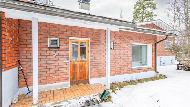 Nurmelankatu 27, Kirjavatolppa, Hyvinkää