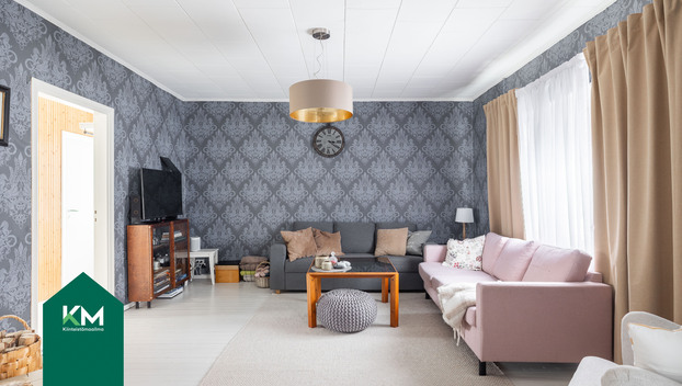 Vallikarintie 14, Tiutinen, Kotka