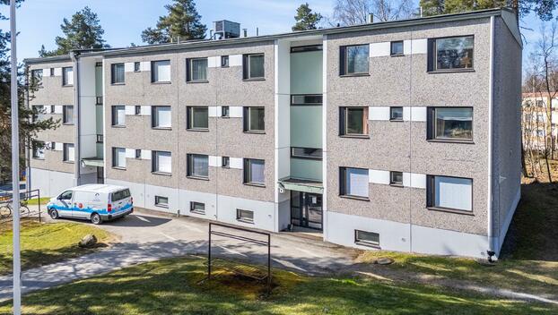 Kenraalintie 5, Kenraalintori, Valkeakoski