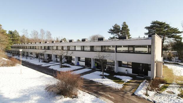 Porslahdentie 2, Vuosaari, Helsinki