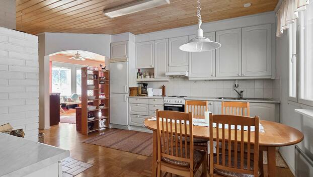 Matolahdentie 16, Jurvala, Luumäki