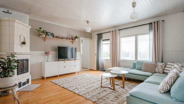 Virusmäentie 2, Vahto, Rusko