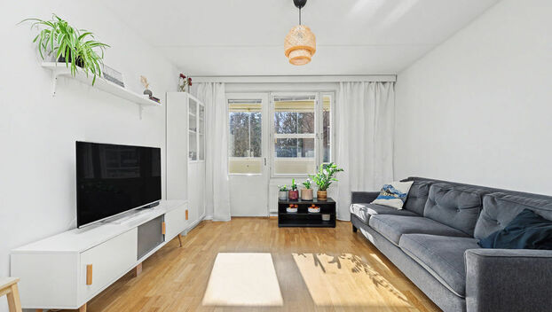 Sarastuspolku 5, Vantaanlaakso, Vantaa