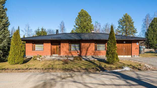 Koulutie 21, undefinedRautalampi