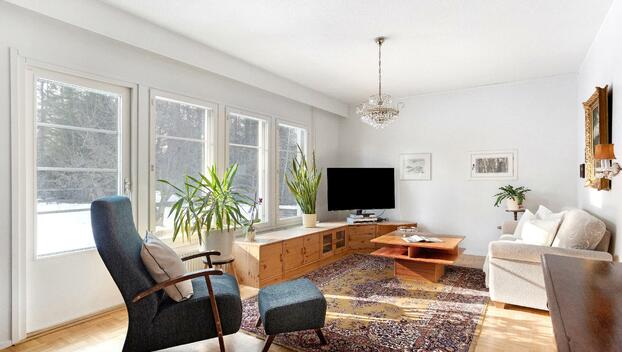 Esikoisentie 8, Maununneva, Helsinki