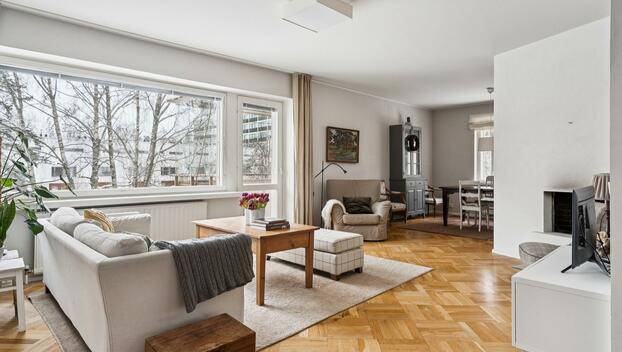 Perustie 32, Munkkiniemi, Helsinki