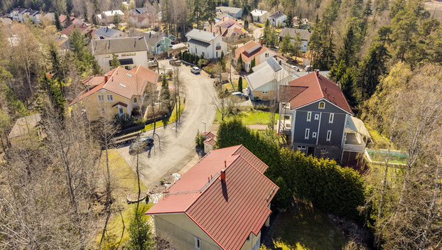 Kirveskuja 16, Päivölänlaakso, Kerava