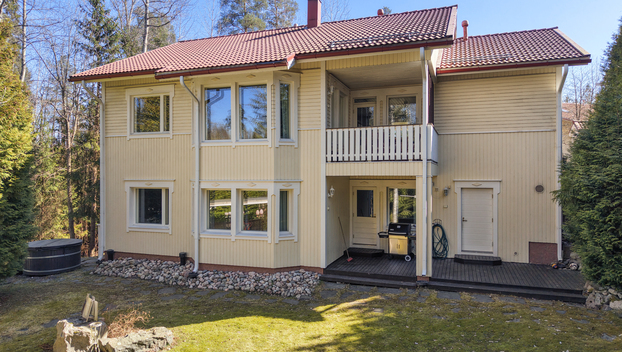 Kirveskuja 16, Päivölänlaakso, Kerava